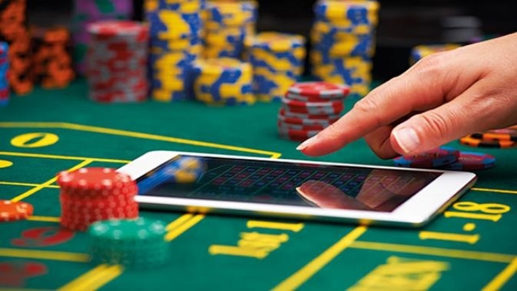 Up Casino: Slots, Table Games, and Live Dealer Action