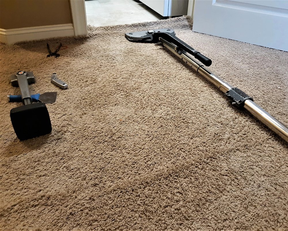 Expert Carpet Stretching Near Me: Professional Solutions